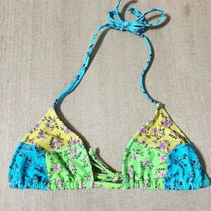 No Boundaries color block floral Bikini Top Swim